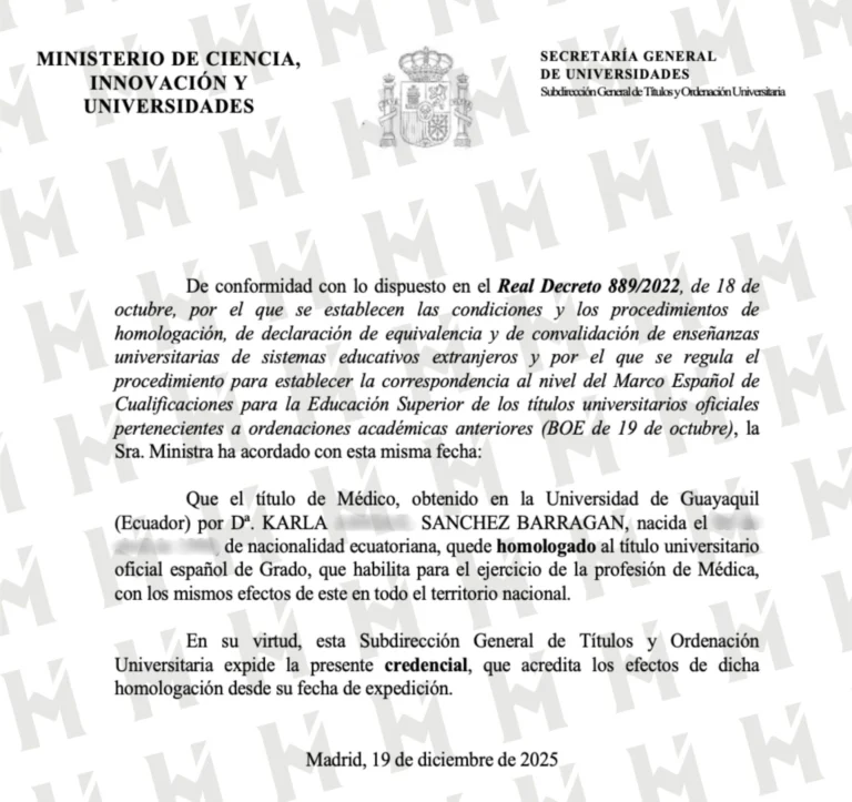 Credencial / Resolución de Dra. Karla Sánchez